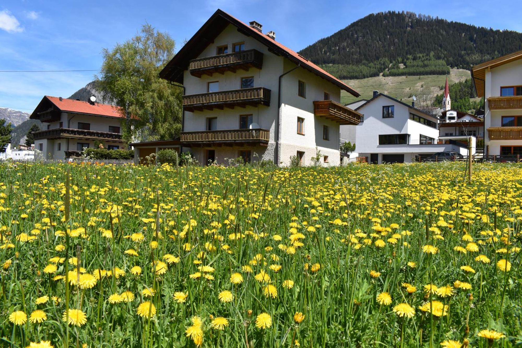 Bed and Breakfast Hirschstube Nauders Esterno foto