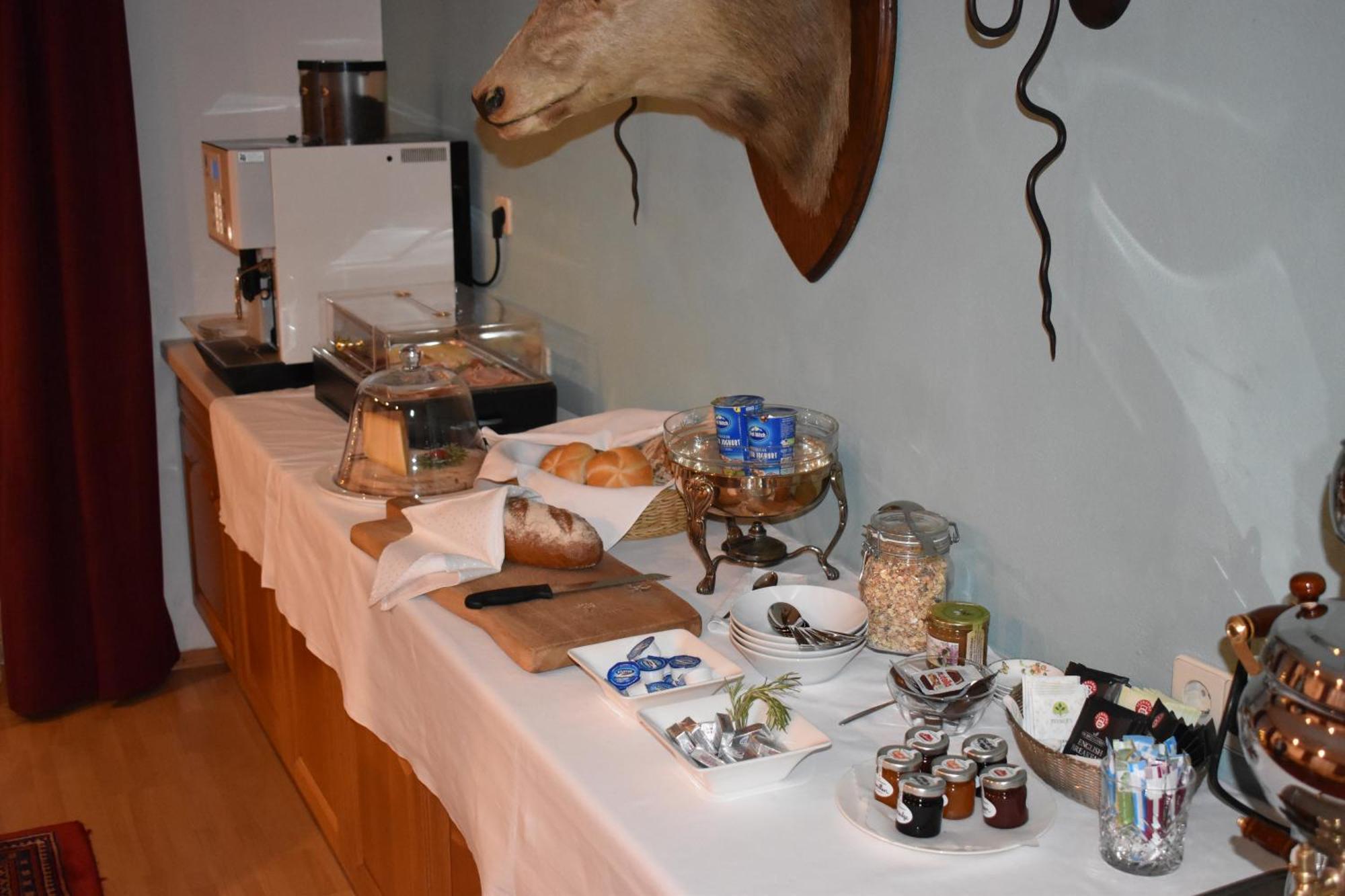 Bed and Breakfast Hirschstube Nauders Esterno foto
