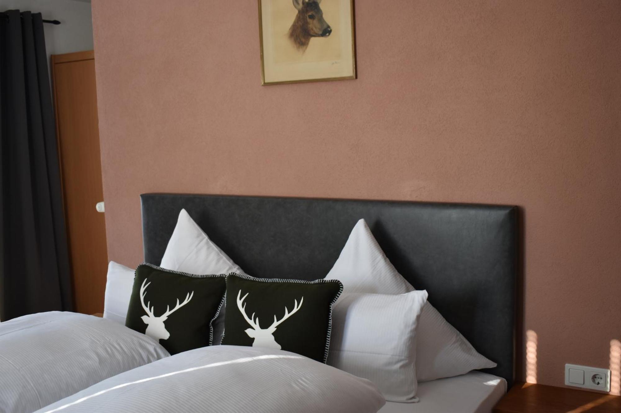 Bed and Breakfast Hirschstube Nauders Esterno foto