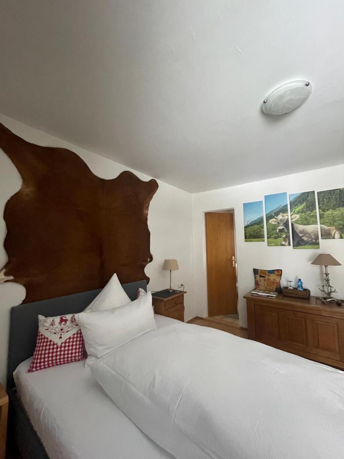 Bed and Breakfast Hirschstube Nauders Esterno foto